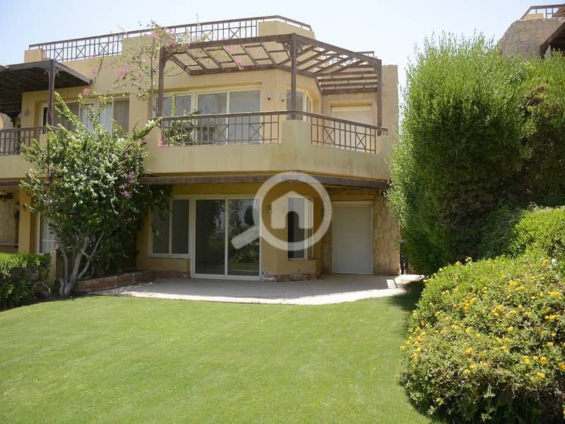 Villa for sale in Ain Bay, Sokhna, View Golf and Lagoon