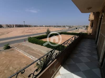 3 Bedroom Apartment for Sale in 10th of Ramadan, Sharqia - For Sale Apartment In A Prime Location, Next To A Main Street And The Neighboring Park, 37, 2nd Floor, Full Finished, ​​230 Sqm