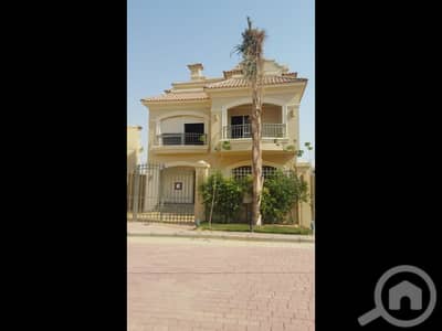 6 Bedroom Villa for Sale in Shorouk City, Cairo - Stand alone Vila 340m for sale in patio 5