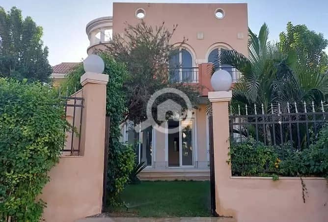 للبيع فيلا 300متر جاهزة للمعاينة امام مدينتى alshrouk madinty villa