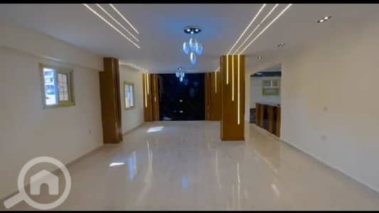 3 Bedroom Apartment for Sale in Sheikh Zayed, Giza - شقه بالشيخ زايد ناصيه بجوار كومباوند سما زايد ٦اكتوبر