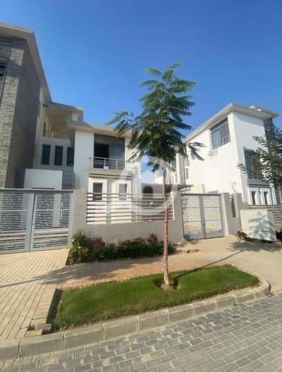 7 Bedroom Villa for Sale in New Cairo, Cairo - 5c086d37-4b77-433b-8d53-695f12e86b2f. jpg