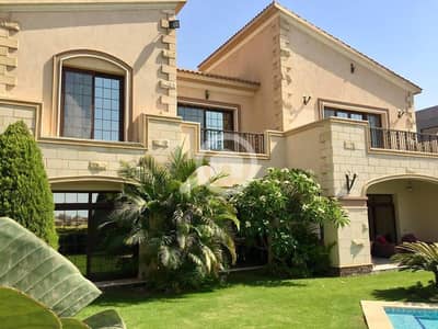6 Bedroom Villa for Sale in New Cairo, Cairo - قصر 537 م في Hyde Park التجمع الخامس