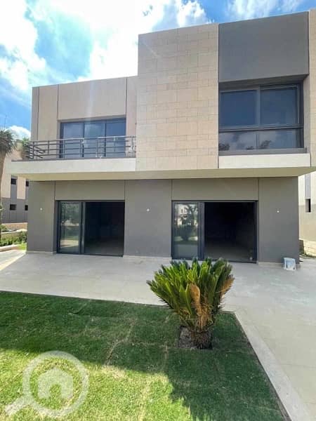 فيلا مميزه بسعر لقطه للبيع في كمبوند او ويست 6  اكتوبر | Distinctive villa at a snapshot price for sale in O West 6th October Compound