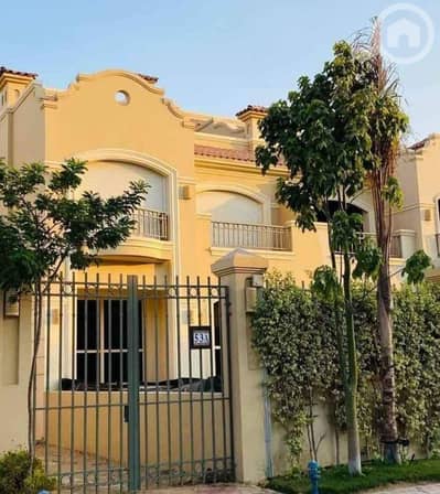 4 Bedroom Townhouse for Sale in New Capital City, Cairo - فيلا للبيع استلام فورى كمبوند لافيستا سيتي على الدائرى الاوسطى دايركت