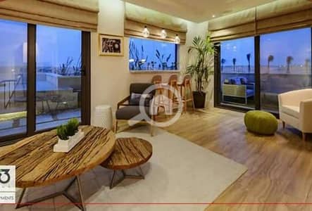 4 Bedroom Flat for Sale in New Cairo, Cairo - شقة للبيع تشطيب كامل 216م بجوار بالم هيلز Trio gardens بجوار AUC