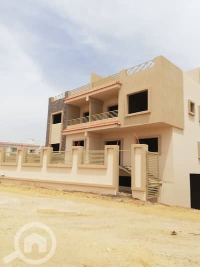 5 Bedroom Twin House for Sale in Sheikh Zayed, Giza - WhatsApp Image 2024-02-21 at 5.11. 51 PM (3). jpeg