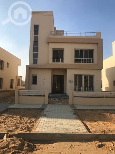 4 Bedroom Villa for Sale in 6th of October, Giza - WhatsApp-Image-2018-08-28-at-3.33. 42-PM1. jpeg