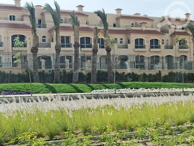 5 Bedroom Townhouse for Sale in New Capital City, Cairo - Key villa for sale in View Garden at the end of 90th Street فيلا للبيع على المفتاح بفيو جاردن اخر شارع التسعين