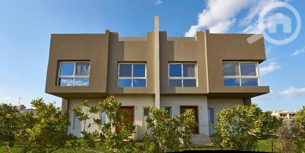 4 Bedroom Villa for Sale in Sheikh Zayed, Giza - 08224df7-51ff-4333-8163-10525d63f421. jpg