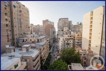 شقة 5 غرف نوم للبيع في لوران، الإسكندرية - 1. jpg