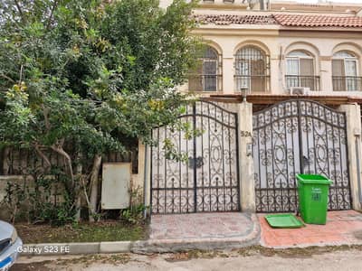 5 Bedroom Twin House for Sale in Sheikh Zayed, Giza - d756fccc-621d-4d3d-97b6-2c701eb23bb0. jpg