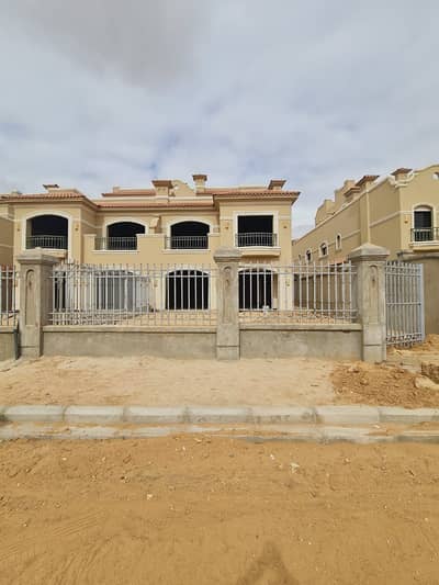 4 Bedroom Townhouse for Sale in Shorouk City, Cairo - WhatsApp Image 2024-04-30 at 6.35. 21 PM (2). jpeg