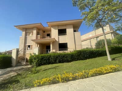 4 Bedroom Villa for Sale in 6th of October, Giza - WhatsApp Image 2024-05-01 at 11.45. 30 AM (3). jpeg
