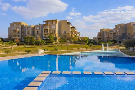 3 Bedroom Apartment for Sale in 6th of October, Giza - Water Features. jpg