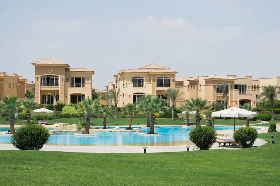 Villas for sale in Stone Park. jpg