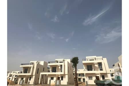 4 Bedroom Villa for Sale in Sheikh Zayed, Giza - 3dd453d0-8135-4975-85da-73cf0a14b270. jfif. jpg