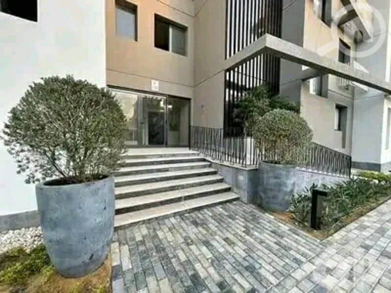 Apartment 166m for sale in the best location in Taj City Compound with a 5% downpayment and the rest in installments over 8 years and a 39% cash disco