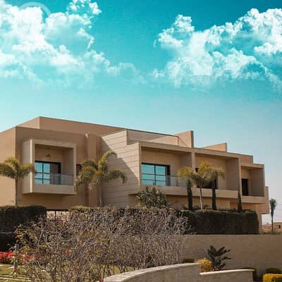 3 Bedroom Townhouse for Sale in 6th of October, Giza - انزل عاين و استلم فورا فيلا لقطه في الشيخ زايد القديمه أمام مول العرب