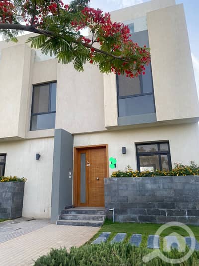 3 Bedroom Townhouse for Sale in Shorouk City, Cairo - adc5ffbe-ae2b-4641-a02d-90722c2150d0. jpg