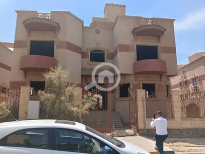 7 Bedroom Villa for Sale in New Cairo, Cairo - 0d2f8eee-2eeb-4d5e-8adb-fa9f269ae9d9. jpg