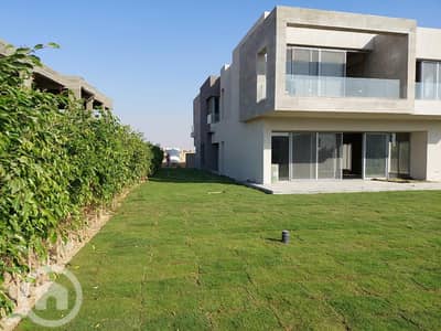 5 Bedroom Townhouse for Sale in 6th of October, Giza - 532e30c0-d3e2-44d0-9544-ca43dc885df5. jpeg
