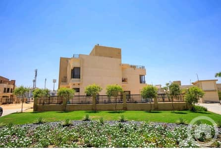 3 Bedroom Townhouse for Sale in Sheikh Zayed, Giza - استلم فورا Family house لقطه بالشيخ زايد بالتقسيط أمام امريكانا بلازا