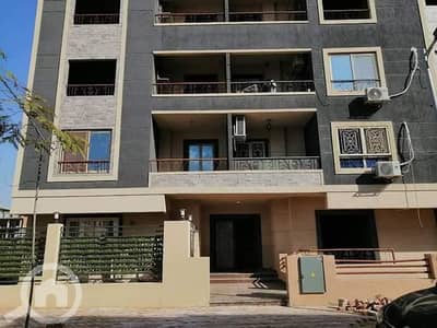 3 Bedroom Flat for Sale in New Cairo, Cairo - 445174133_122155706912195193_6815332481875825942_n. jpg