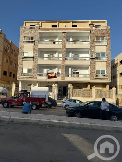 3 Bedroom Apartment for Sale in Shorouk City, Cairo - شقه متشطبة بجوار نادي جرين هيلز وتاون سنتر 185م