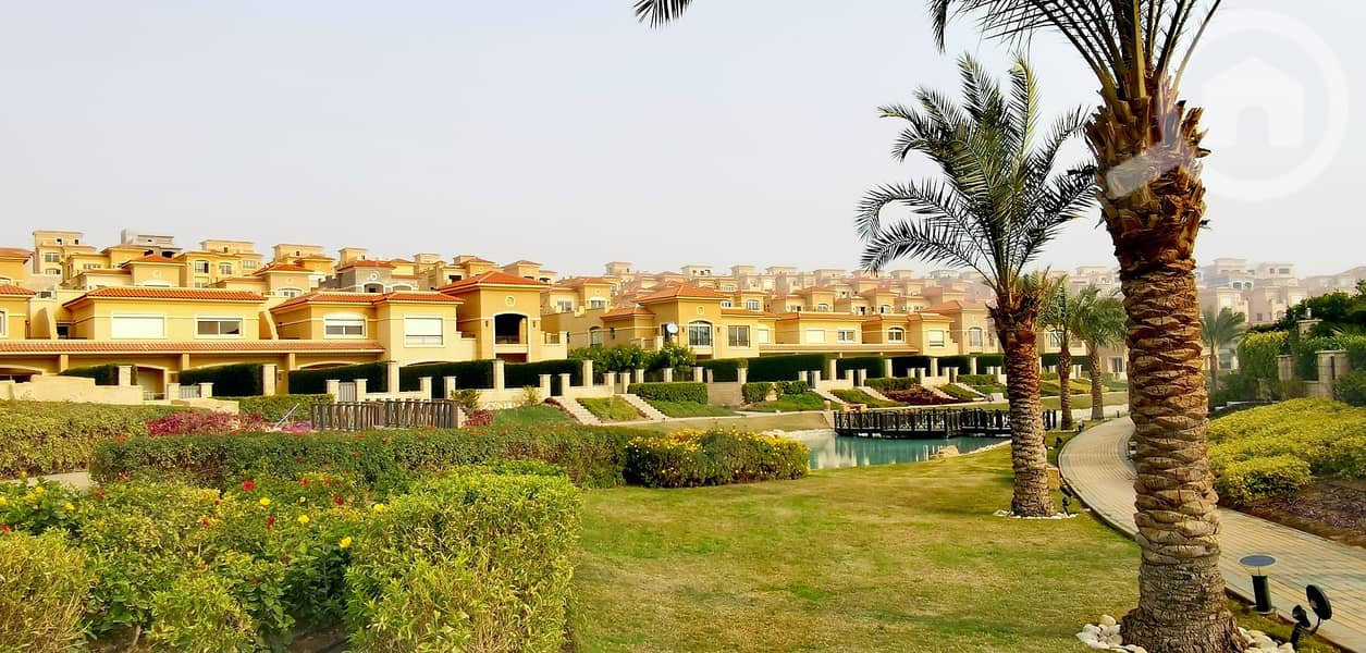 10 Villas in stone park new cairo. jpg