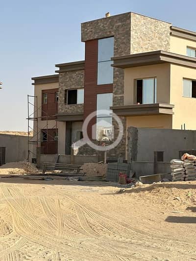 3 Bedroom Villa for Sale in New Cairo, Cairo - 447479401_122149952492131497_2772202207794685550_n. jpg