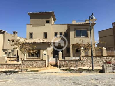 5 Bedroom Villa for Sale in New Cairo, Cairo - f670f129-eb96-4c36-84fc-d15b91df86e4. jpg