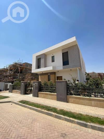 5 Bedroom Villa for Sale in Sheikh Zayed, Giza - d9e7bdbe-473f-4288-b193-d2008e2a6ec1 (1). jpg