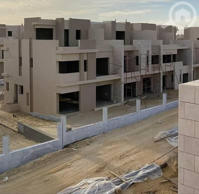 3 Bedroom Townhouse for Sale in 6th of October, Giza - Picture1. jpg