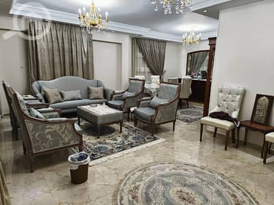 شقة 3 غرف نوم للبيع في الشيخ زايد، الجيزة - شقه بحديقه للبيع - بيفرلي هيلز -بتشطيب كامل - ريسيل