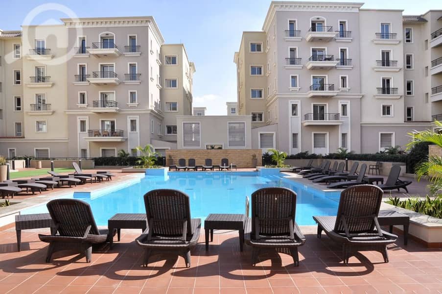 2 outdoor_pool_-_accommodation_in_Cairo_Mivida_by_Axxodia_apartment_rentals_New_Cairo. jpeg