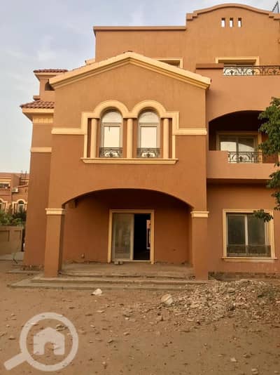 6 Bedroom Twin House for Sale in New Cairo, Cairo - 61f5d3bd-22f7-4e33-97ae-d483d567dc8b. jpg