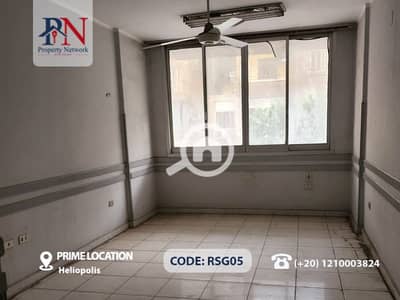 Office for Sale in Heliopolis, Cairo - Administrative Office for Sale 700 m2 for at Heliopolis, Triumph, Cairo, Type of Unit : Office  Area: 700 m2, First Floor, Fully Finished, Unfurnished