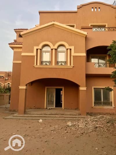 6 Bedroom Twin House for Sale in New Cairo, Cairo - 61f5d3bd-22f7-4e33-97ae-d483d567dc8b. jpg