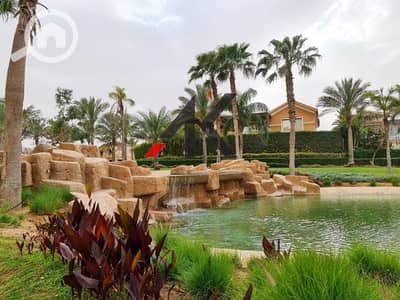 5 Bedroom Villa for Sale in New Cairo, Cairo - Prime Location -Stand Alone L890m. For Sale in Seasons Residence