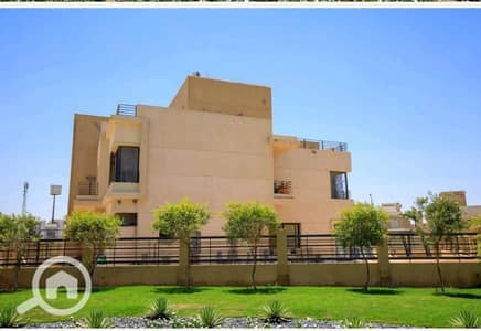 4 Bedroom Townhouse for Sale in Sheikh Zayed, Giza - للبيع فوري Family house بالشيخ زايد تقسيط أمام امريكانا بكمبوند Alma