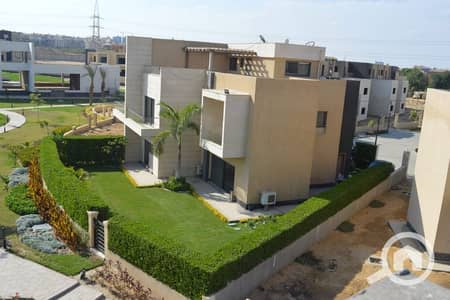 4 Bedroom Townhouse for Sale in 6th of October, Giza - فيلا 475م بالشيخ زايد استلام فوري بجانب جيدار بالتقسيط