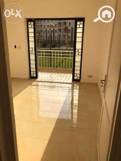 3 Bedroom Apartment for Sale in New Capital City, Cairo - شقه للبيع في بلوفيرت بالعاصمة الادارية الجديدة علي النهر الاخضر مباشرة