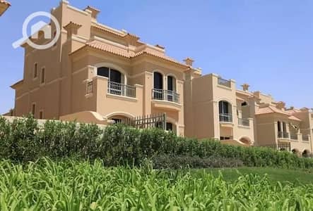 5 Bedroom Villa for Sale in New Cairo, Cairo - فيلا 300م ع التعسين للبيع ف لافسيتا الباتيو تاون lavsita patio town