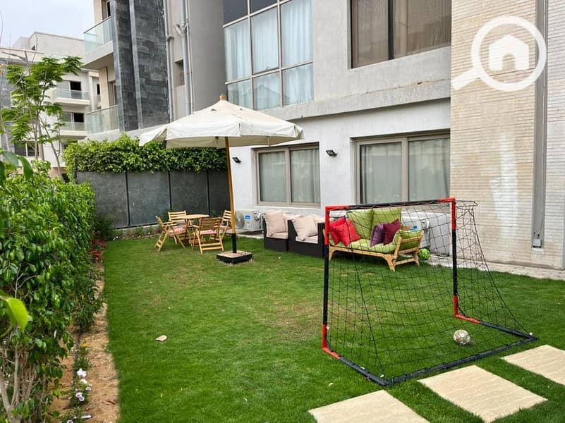 Latest immediate finished apartment 157m with 51m garden at a special price in Galleria Residence New Cairo اخر شقة فورى 157م بجاردن 51م متشطبه بسعر ل