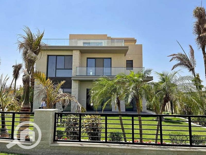 فيلا مستقلة بالقرب من مول العرب ف كمبوند ذا كراون بالم هيلز اكتوبر Villa 360m for sale in the heart of west Cario , The crown palm hiils october