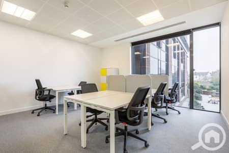 مکتب  للايجار في القاهرة الجديدة، القاهرة - Regus Interchange House 4640 Croydon UK Coworking Space 1. jpg