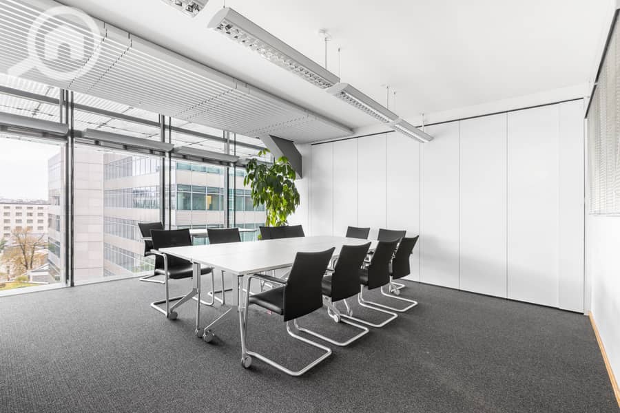 3 Regus KuDamm 504 BERLIN Germany Large Meeting Room. jpg