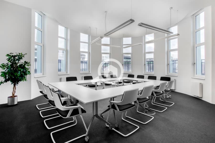 3 Regus Fleischmarkt 2526 Wien Austria Large Meeting Room. jpg