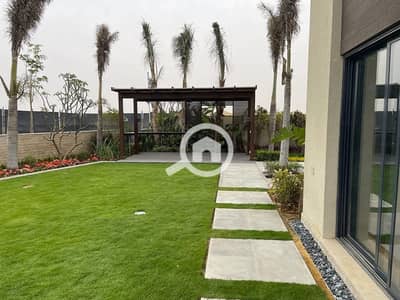 6 Bedroom Villa for Sale in Sheikh Zayed, Giza - فيلا  456 م +  75 م رووف في  SODIC _ THE ESTATES